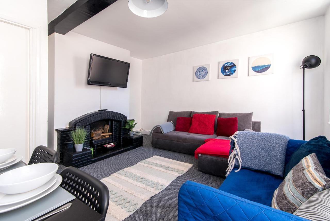 Characterful 2 Bed Apartment - Spacious & Comfy Castle Donington Εξωτερικό φωτογραφία